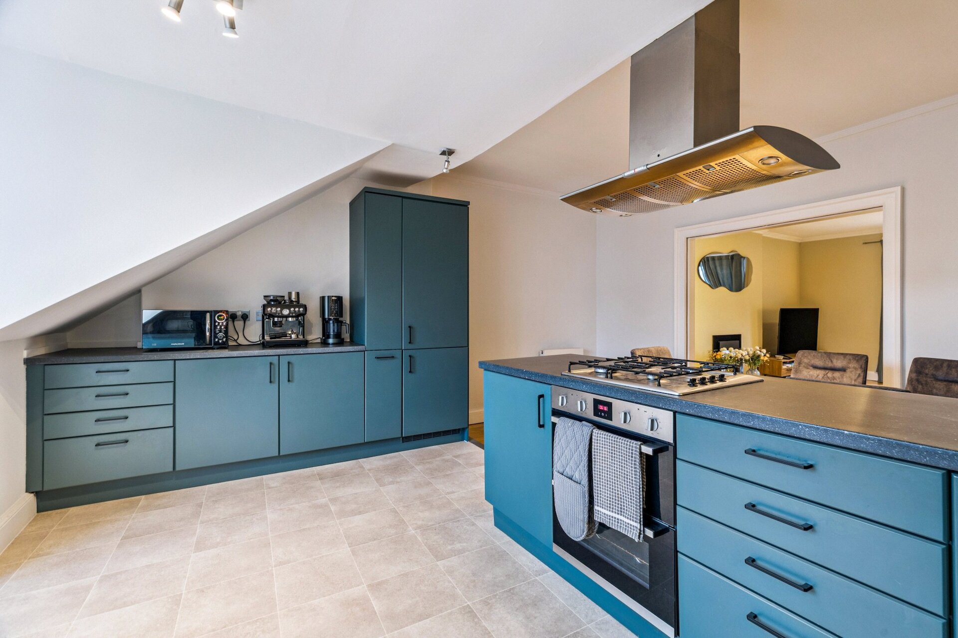 Flat 2, 59 North Castle Street, Edinburgh, Midlothian, EH2 3LJ - Picture #11