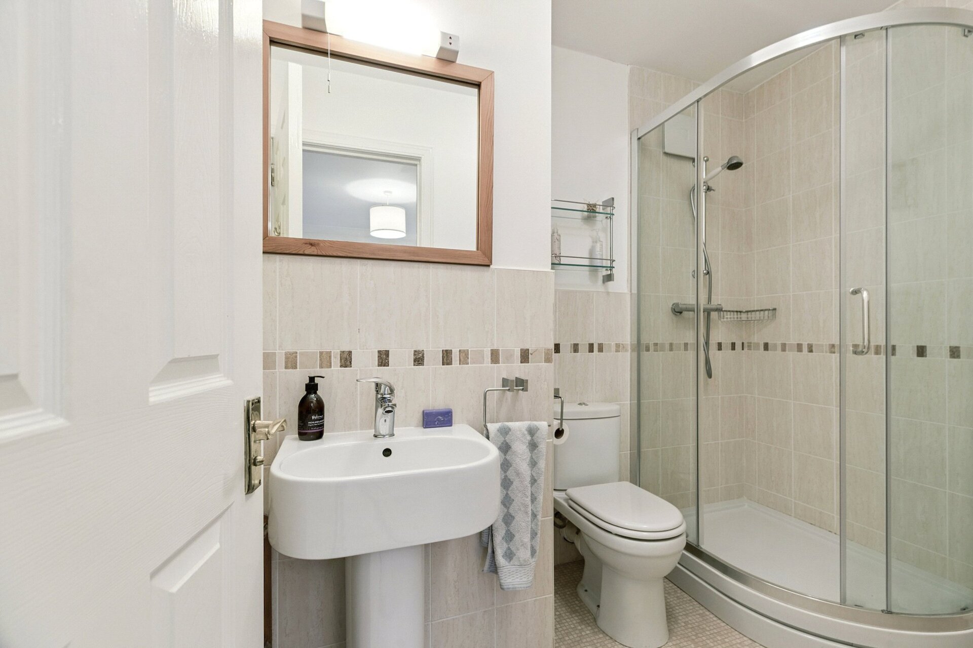 Flat 3, 87 Clober Road, Milngavie, G62 7SU - Picture #13