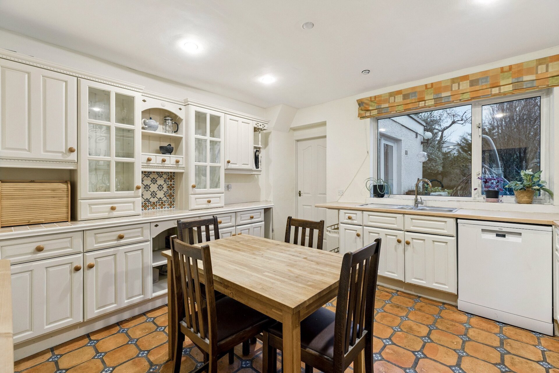 1A Polnoon Street, Eaglesham, Glasgow, East Renfrewshire, G76 0BH - Picture #12