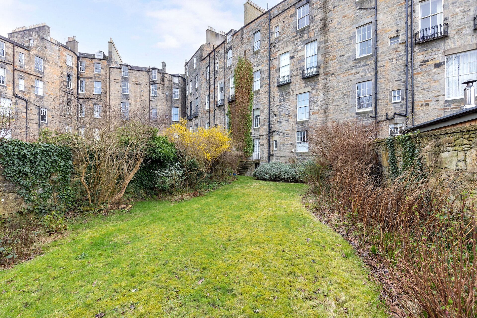 8/3 Royal Circus, Edinburgh, Midlothian, EH3 6SR - Picture #13