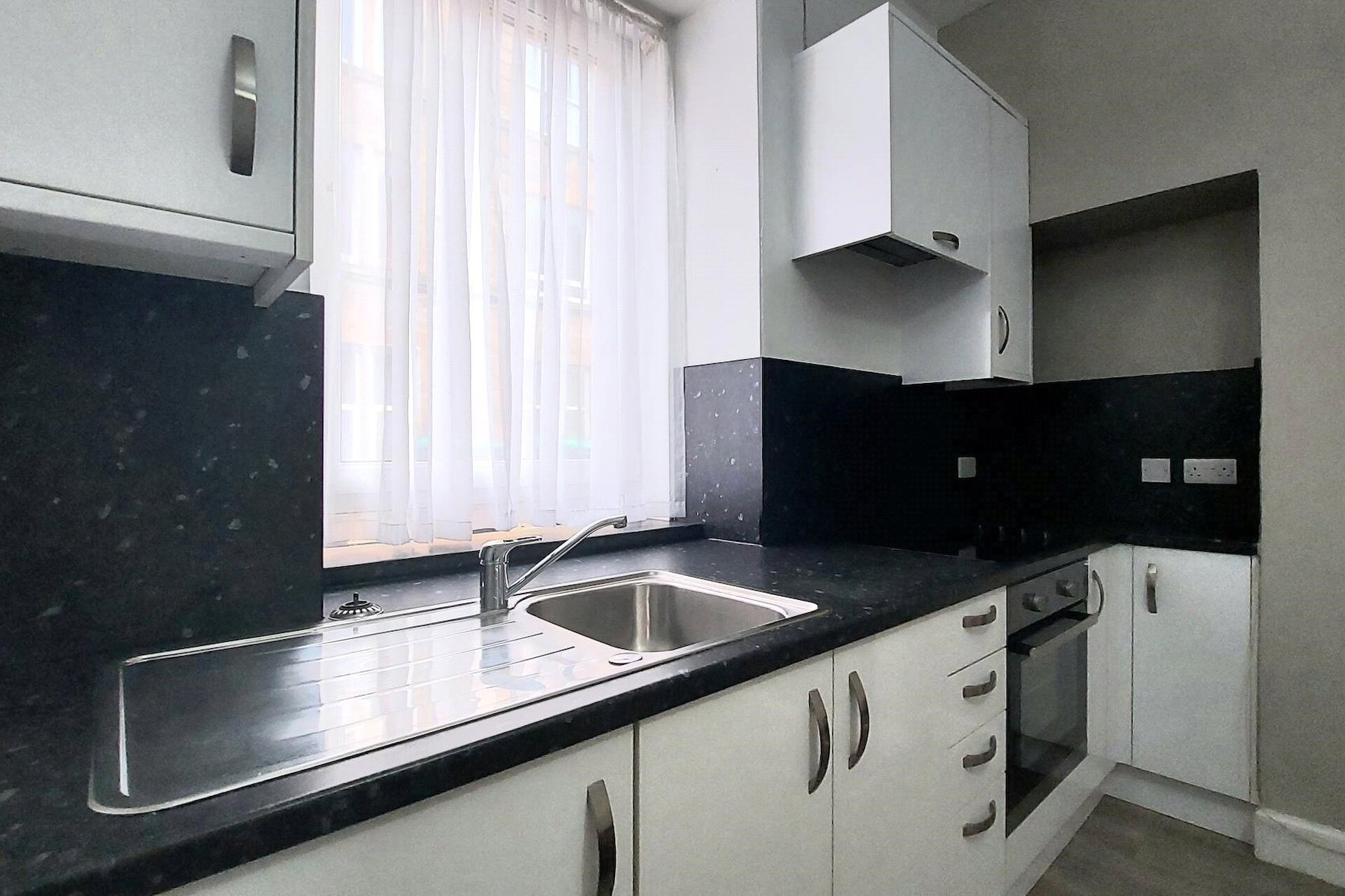 Flat PF1, 8 Horne Terrace, Fountainbridge, Edinburgh, EH11 1JL - Picture #3