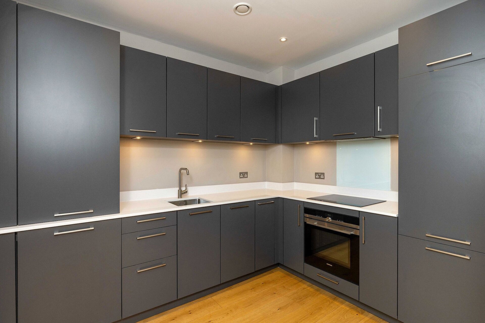 Flat 4, 19 York Place, Edinburgh, Midlothian, EH1 3EB - Picture #5