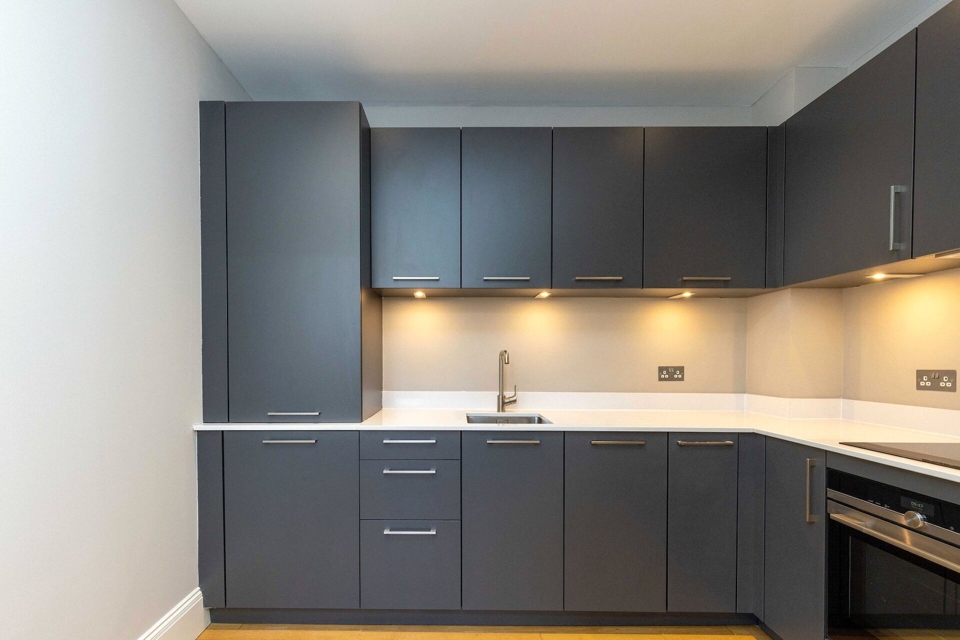 Flat 4, 19 York Place, Edinburgh, Midlothian, EH1 3EB - Picture #6