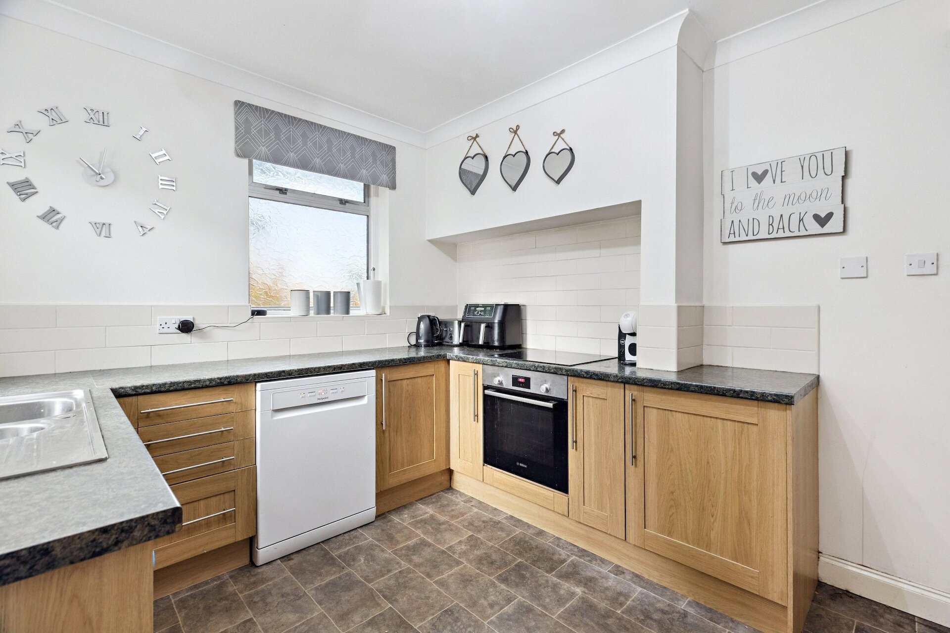 147 Mearns Road, Clarkston, Glasgow, G76 7UU - Picture #13