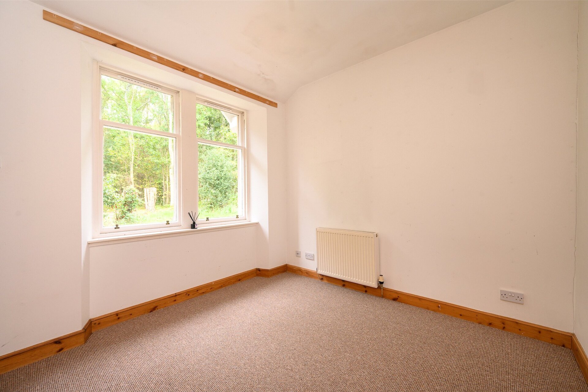 Heather Lodge, Whittingehame Estate, East Linton, East Lothian, EH41 4QA - Picture #11