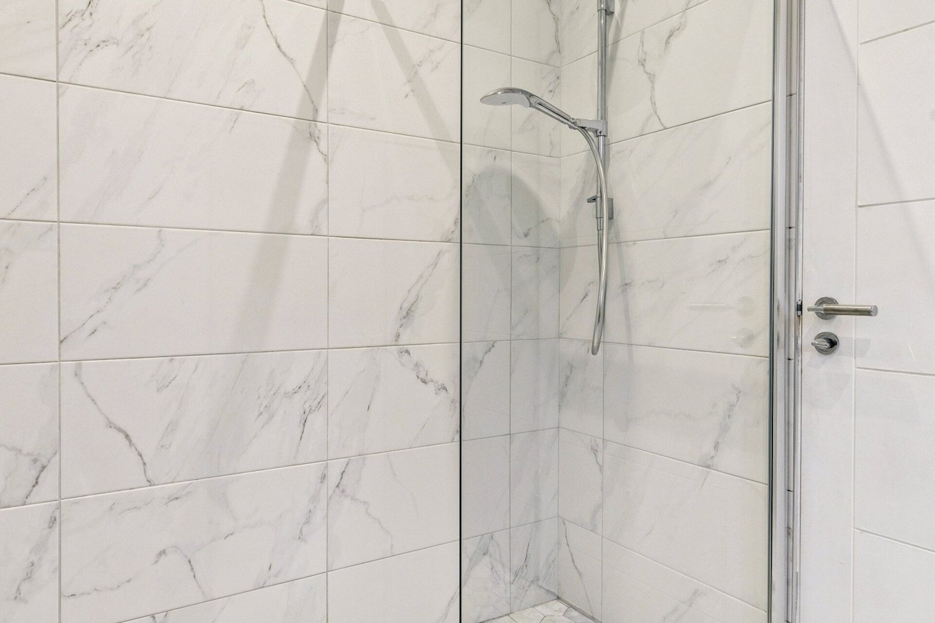 48 Hillfoot Drive, Bearsden, G61 3QF - Picture #18