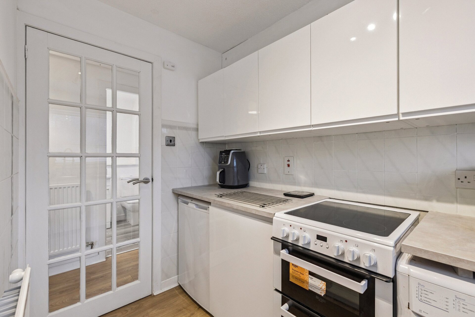 44 Tibbermore Road, Broomhill, Glasgow, G11 7QG - Picture #8