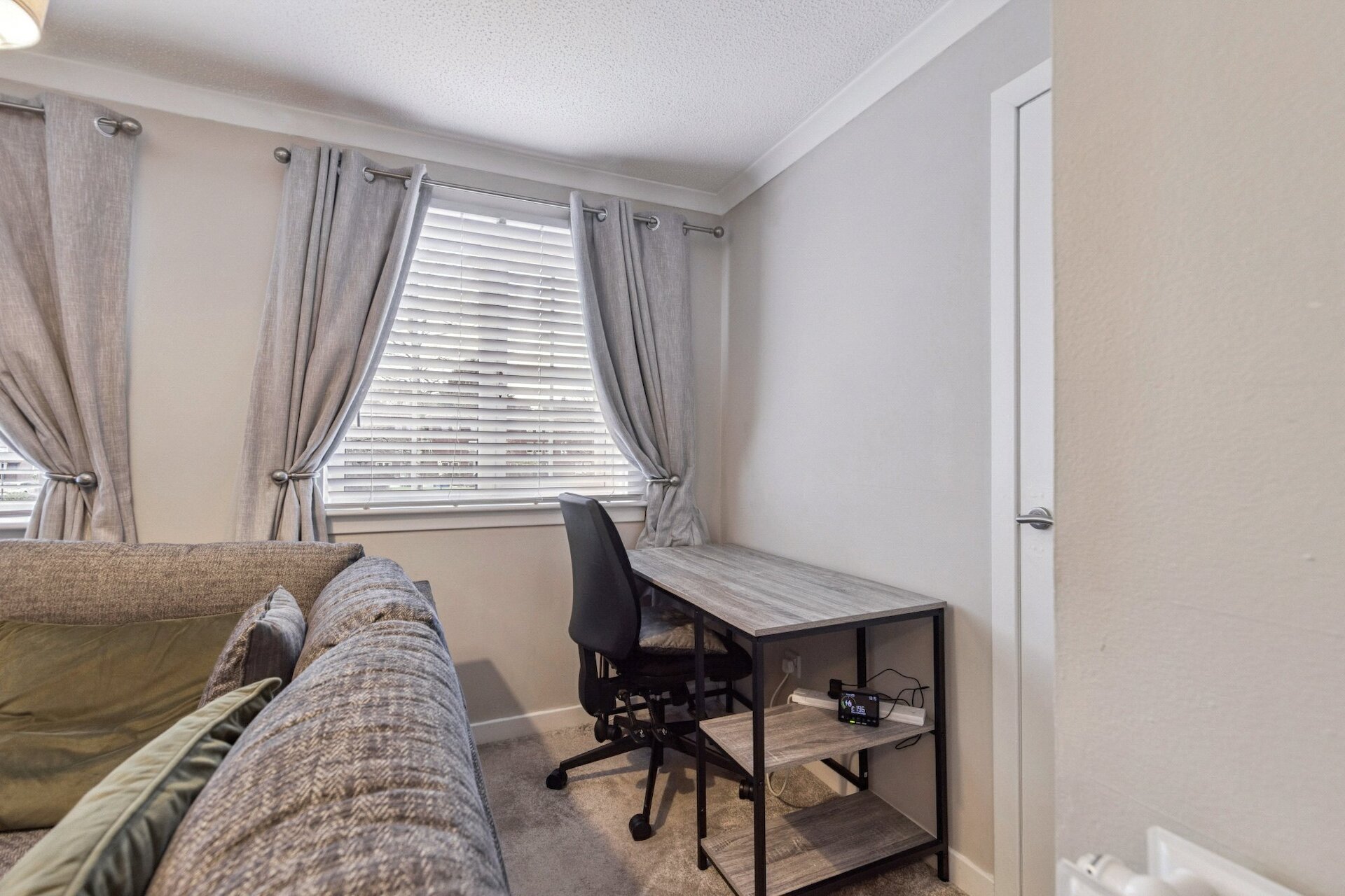 44 Tibbermore Road, Broomhill, Glasgow, G11 7QG - Picture #4