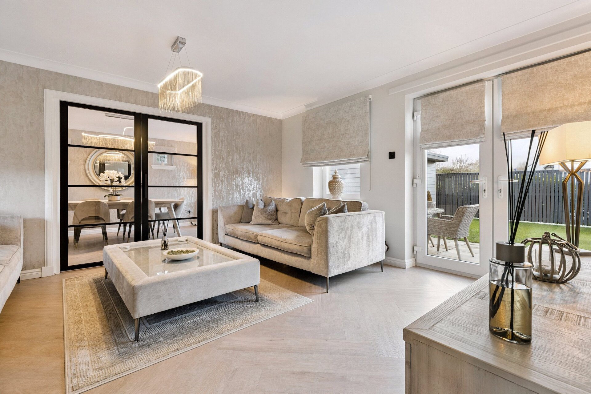 142 Mallots View, Newton Mearns, Glasgow, East Renfrewshire, G77 6GN - Picture #2