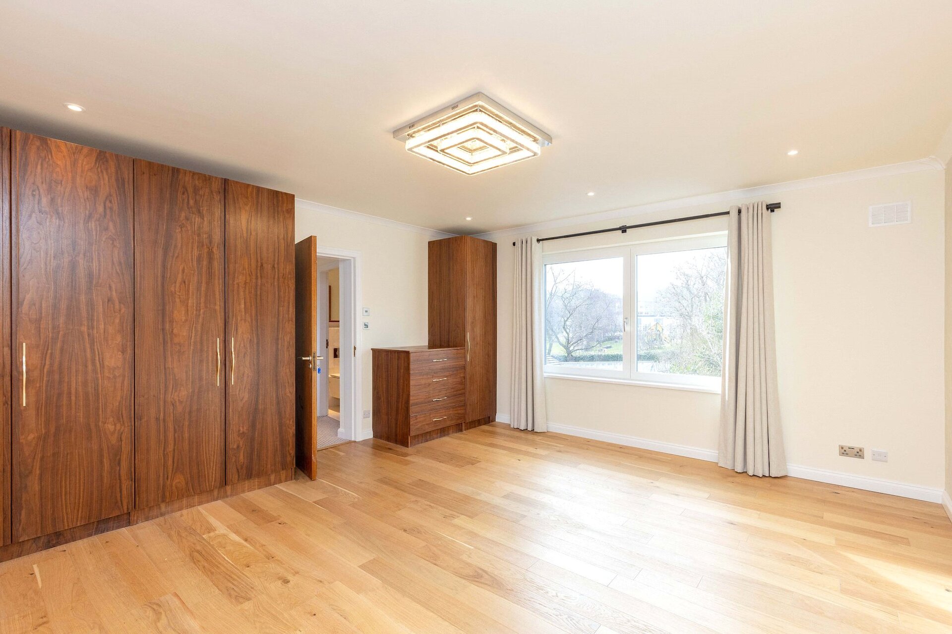 14 Ravelston House Park, Edinburgh, Midlothian, EH4 3LU - Picture #19