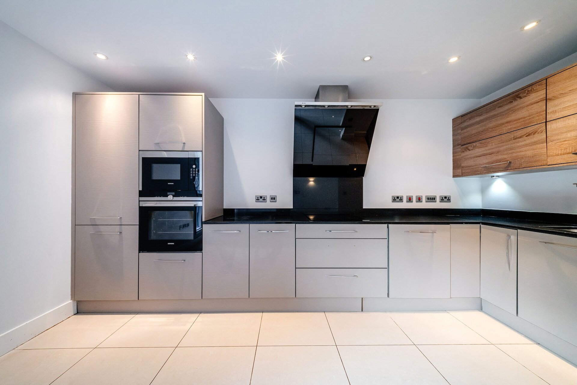 Flat 4, 4 McEwan Square, Edinburgh, EH3 8EL - Picture #8