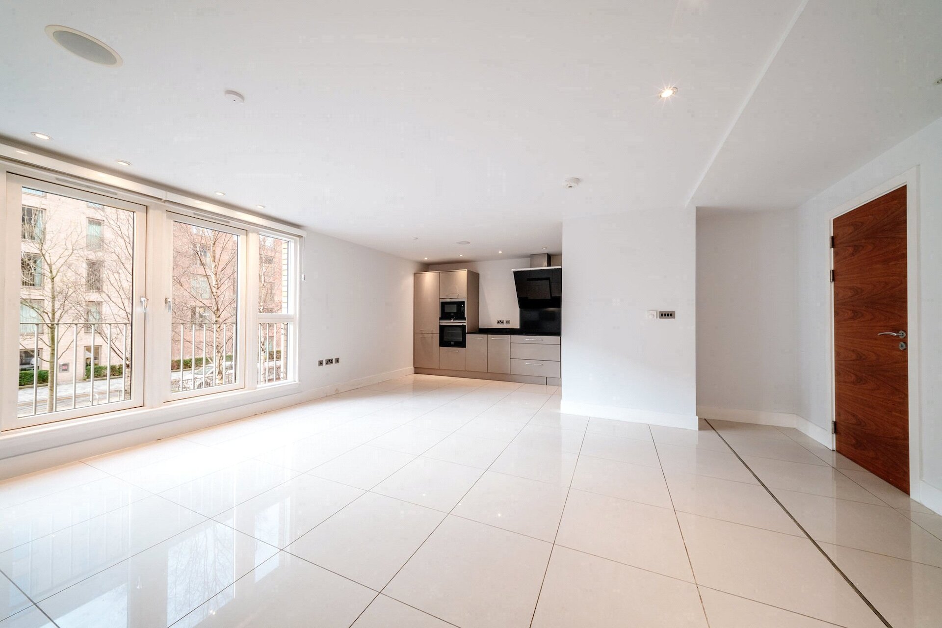 Flat 4, 4 McEwan Square, Edinburgh, EH3 8EL - Picture #12