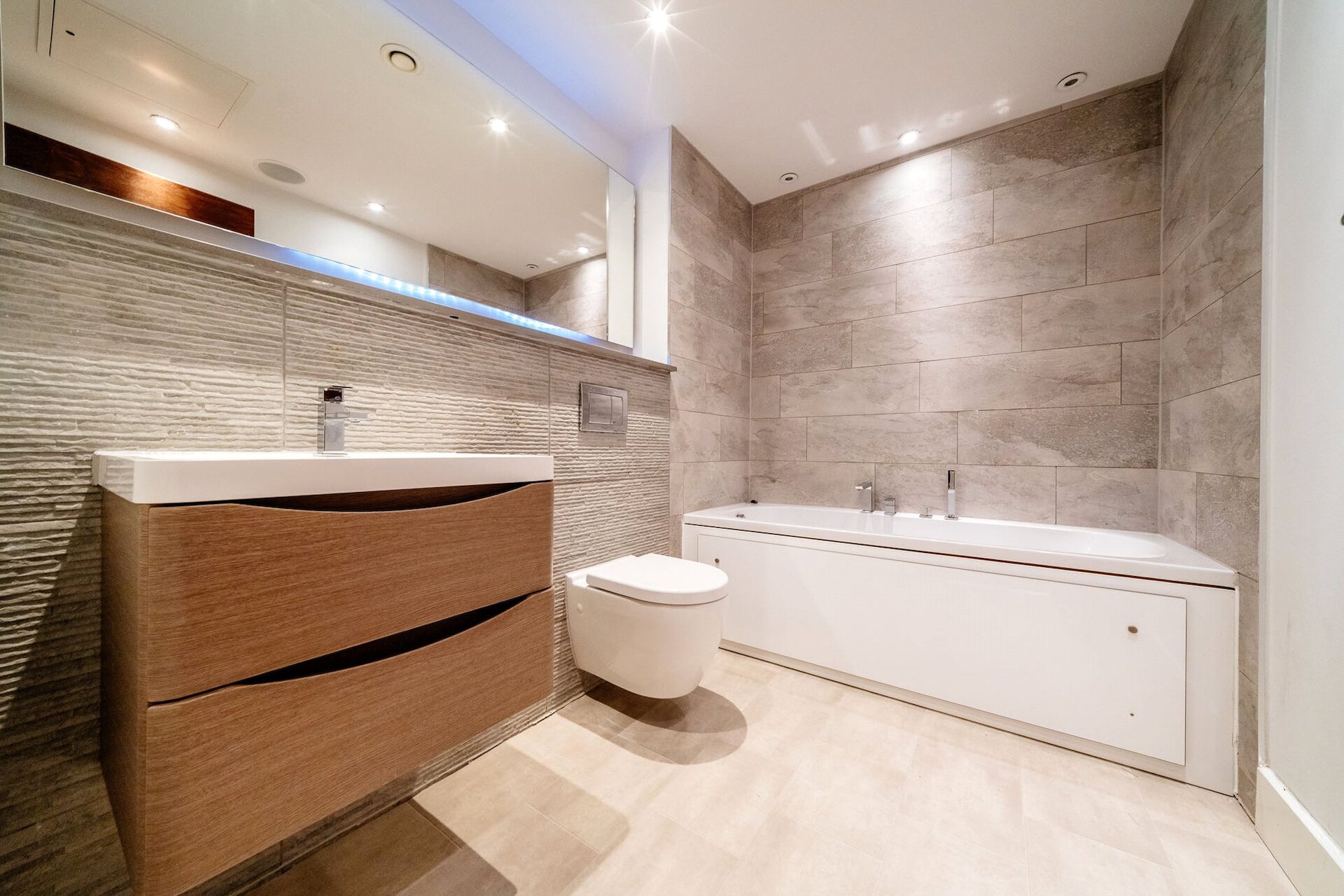 Flat 4, 4 McEwan Square, Edinburgh, EH3 8EL - Picture #16