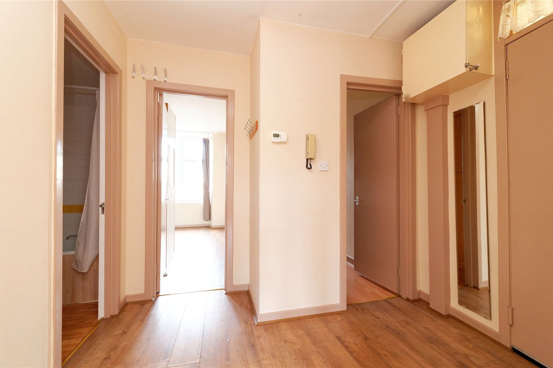 Flat 2/2, 51 Craigmont Drive, Maryhill, Glasgow, G20 9BP - Picture #10