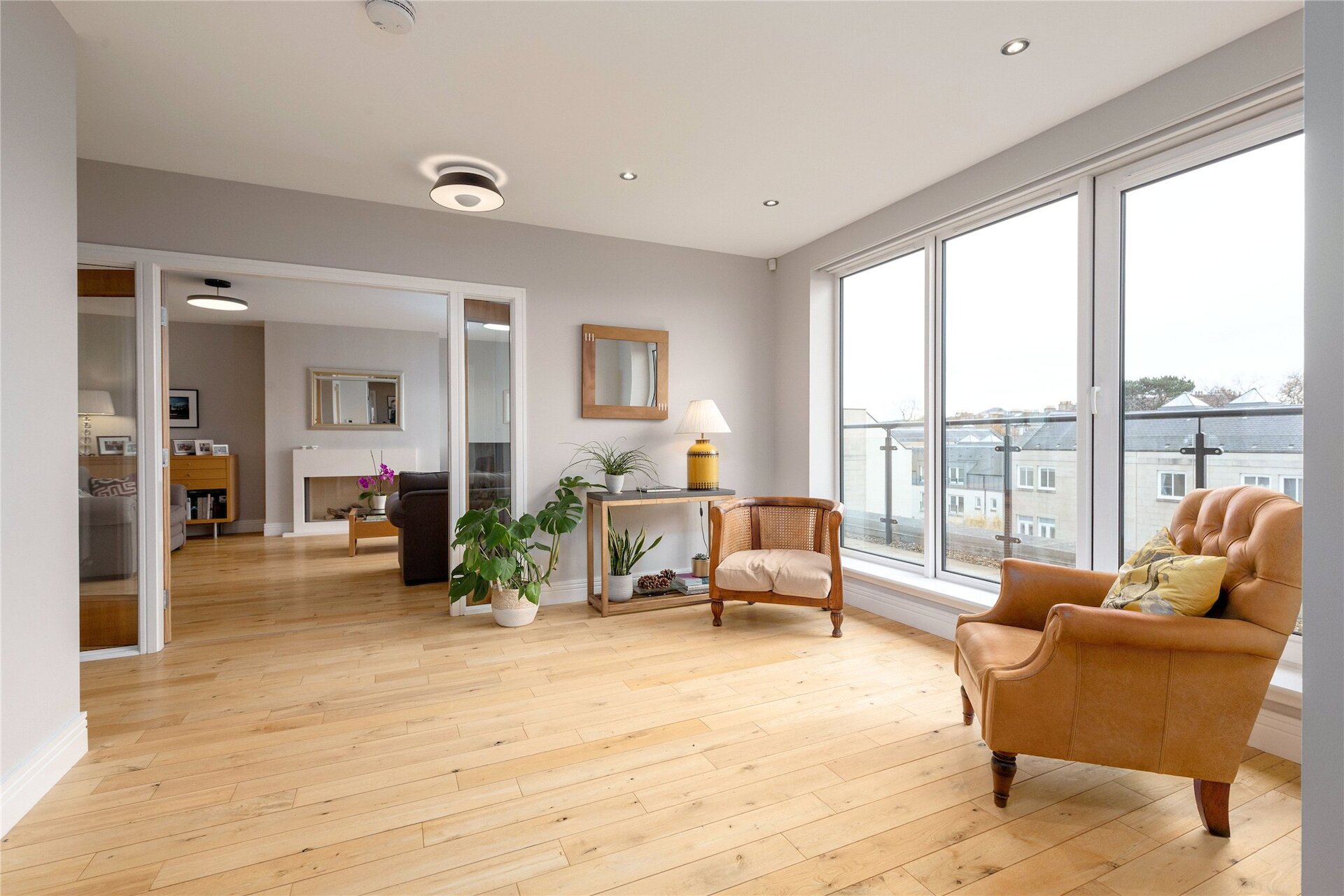 Flat 6, 61 Larkfield Gardens, Edinburgh, EH5 3QB - Picture #2