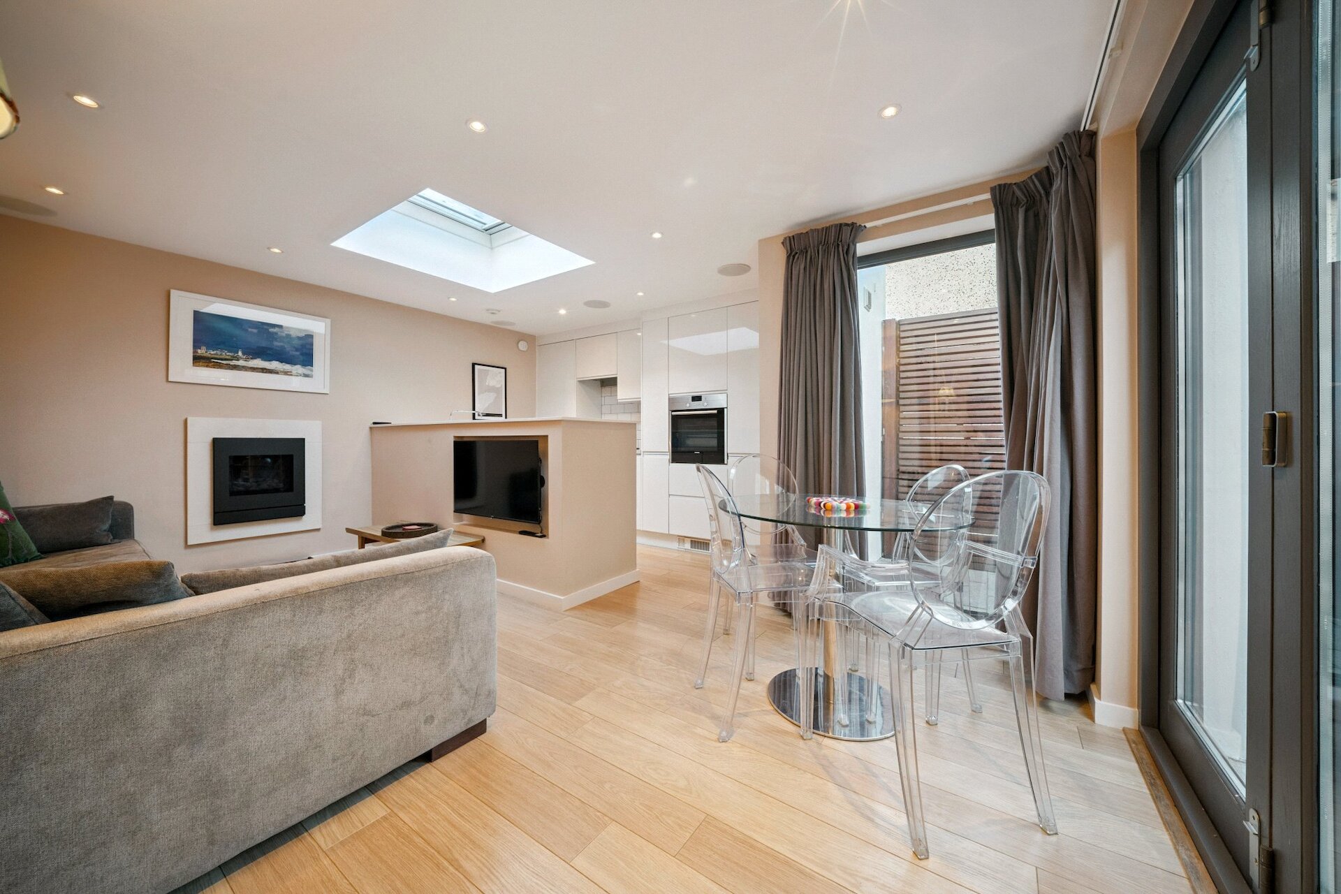 25A The Gatehouse, Spylaw Street, Edinburgh, EH13 0JT - Picture #9