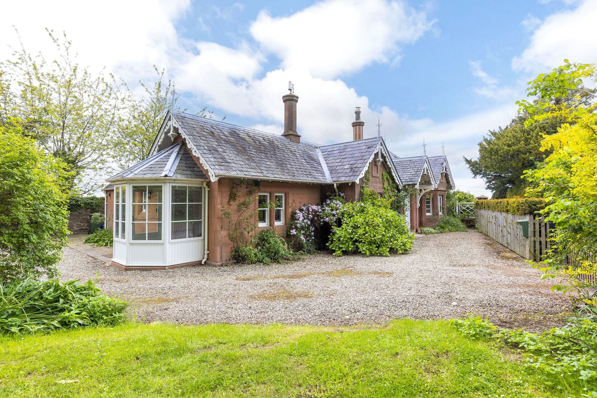 Bowerhouse Lodge, Spott, Dunbar, East Lothian, EH42 1RE - Picture #1